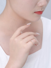Load image into Gallery viewer, "Simple Lines" 18K natural white diamond linear V-shaped diamond ring