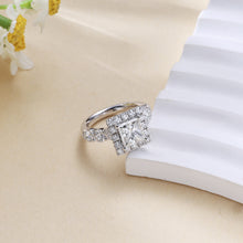 Load image into Gallery viewer, 18K natural pear-shaped diamond ring
