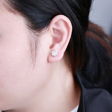 Load image into Gallery viewer, 18K natural baby's breath diamond earrings