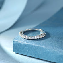 Load image into Gallery viewer, 18K natural pear-shaped diamond ring