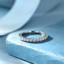 Load image into Gallery viewer, 18K natural pear-shaped diamond ring