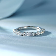 Load image into Gallery viewer, 18K natural pear-shaped diamond ring