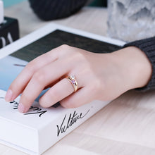 Load image into Gallery viewer, 18K natural pear-shaped diamond ring