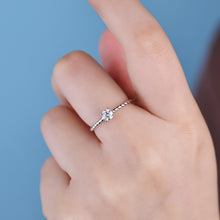 Load image into Gallery viewer, 18K natural pear-shaped diamond ring