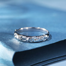 Load image into Gallery viewer, 18K natural pear-shaped diamond ring