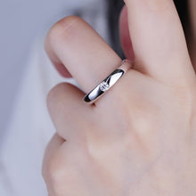 Load image into Gallery viewer, 18K natural pear-shaped diamond ring