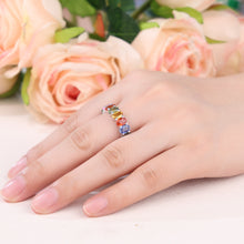 Load image into Gallery viewer, Ovale 18K white gold ring with natural sapphire