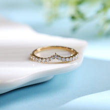 Load image into Gallery viewer, "Simple Lines" 18K natural white diamond linear V-shaped diamond ring