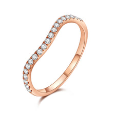 Load image into Gallery viewer, "Simple Lines" 18K natural white diamond linear V-shaped diamond ring
