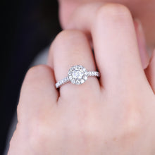 Load image into Gallery viewer, 18K natural pear-shaped diamond ring