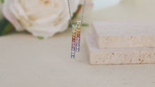 Load and play video in Gallery viewer, Doppio Arcobaleno 18K/750 white gold and natural sapphire pendant
