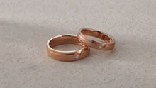 Load and play video in Gallery viewer, "Couple Ring" 18K rotatable custom-engraved couple diamond ring