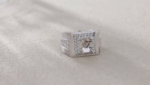 Load and play video in Gallery viewer, "Couple Ring" 18K rotatable custom-engraved couple diamond ring