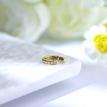 Load image into Gallery viewer, "Goddess Halo" 18K/750 white gold set with natural diamond earrings
