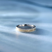 Load image into Gallery viewer, 18K natural pear-shaped diamond ring
