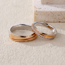 Load image into Gallery viewer, "Couple Ring" 18K rotatable custom-engraved couple diamond ring

