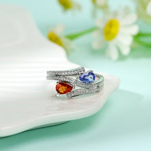 將圖片載入圖庫檢視器 18K天然梨形藍寶石鑽石戒指
