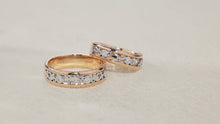 Load and play video in Gallery viewer, "Couple Ring" 18K rotatable custom-engraved couple diamond ring
